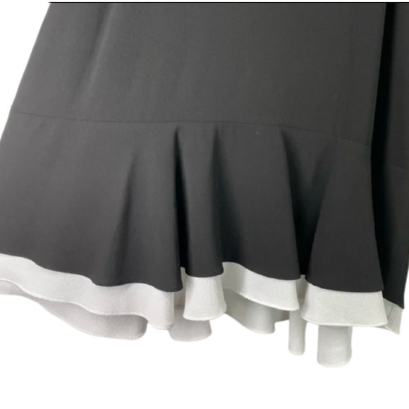 EUC VINCE CAMUTO Size Large Black Sleeveless Halter White Ruffle Trim Top - Picture 14 of 16